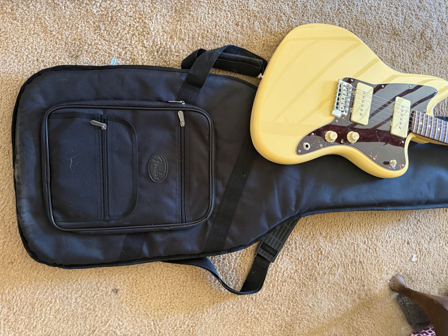 Fender Jazzmaster 2025 - White- Like new