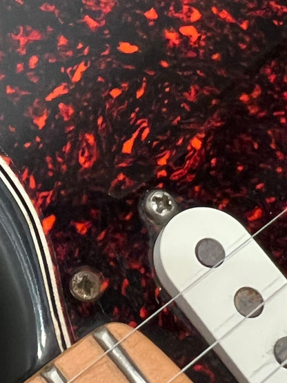 Fender Roadhouse Stratocaster with Maple Fretboard 1997 3-Color Sunburst Made in the USA