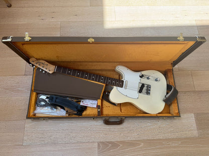 2016 Fender American Vintage '64 AVRI Telecaster - Vintage White / Blonde