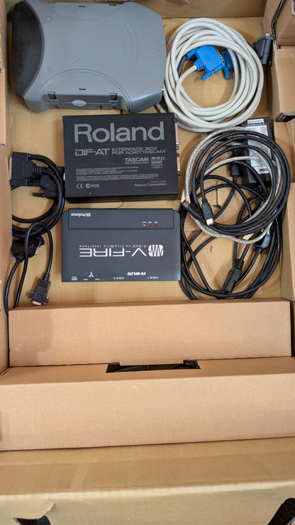 Roland Roland vs2480HD Bundle Presonus V-FIRE Recording Studio 2002 - Metal & Plastic