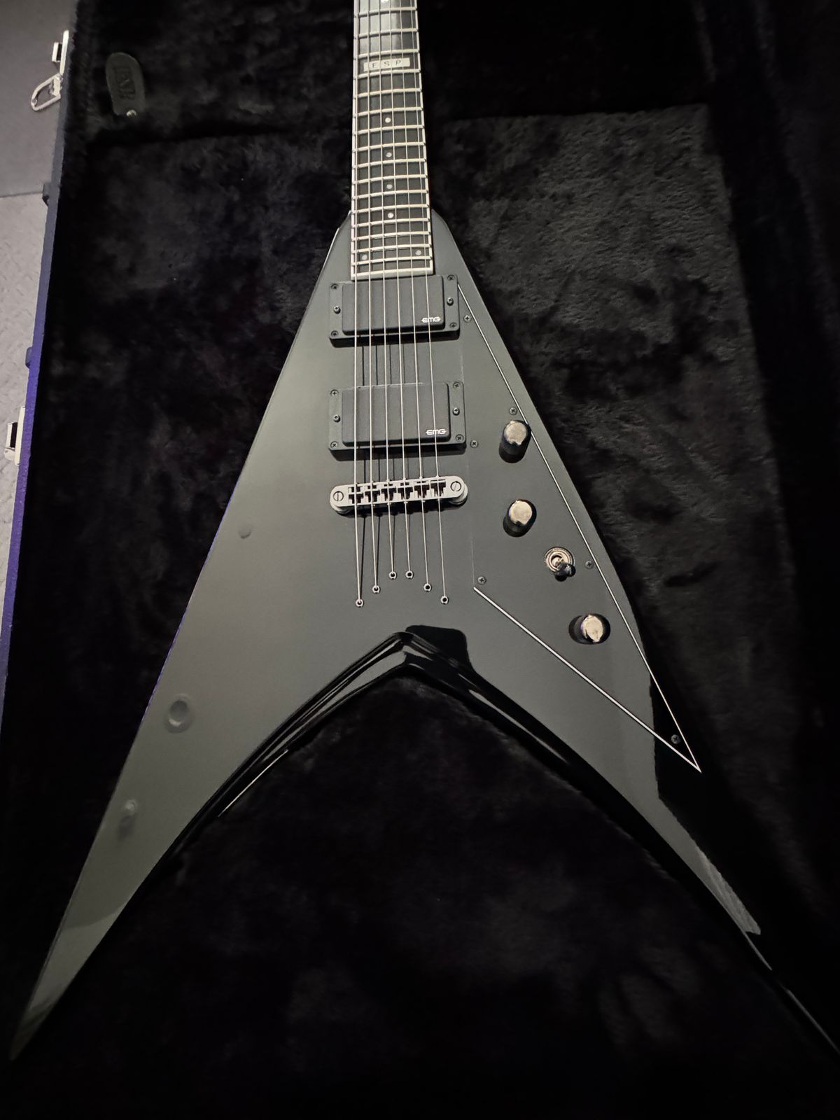 ESP V-II Standard Flying V