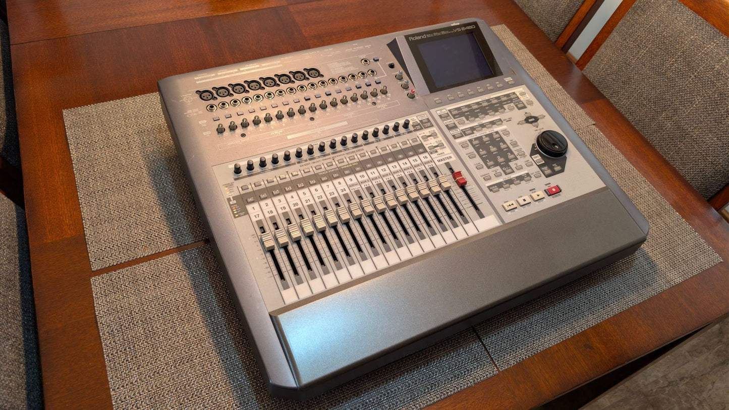 Roland Roland vs2480HD Bundle Presonus V-FIRE Recording Studio 2002 - Metal & Plastic