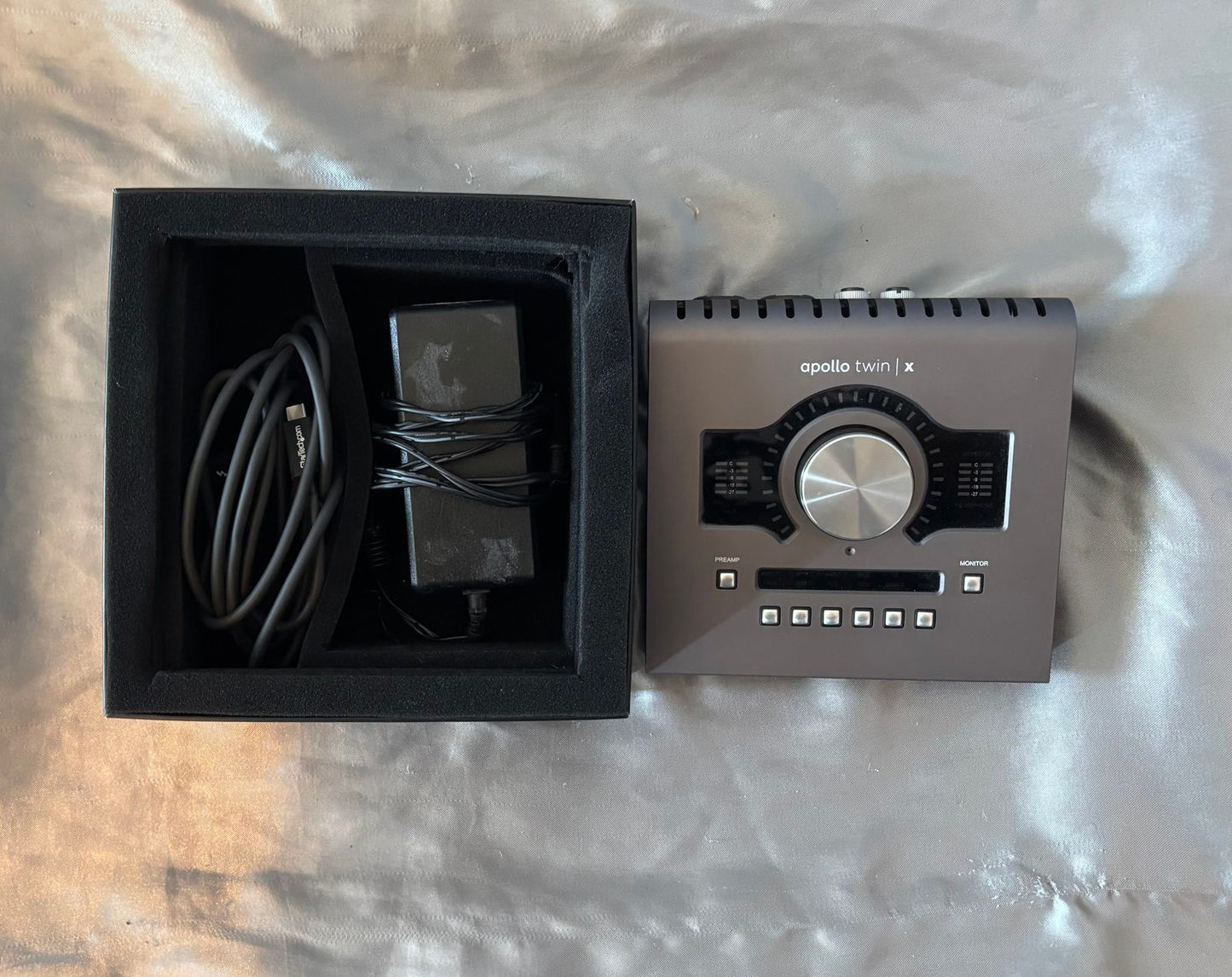 Universal Audio Apollo Twin X DUO Heritage Edition Thunderbolt 3 Audio Interface 2020 - Present Gray