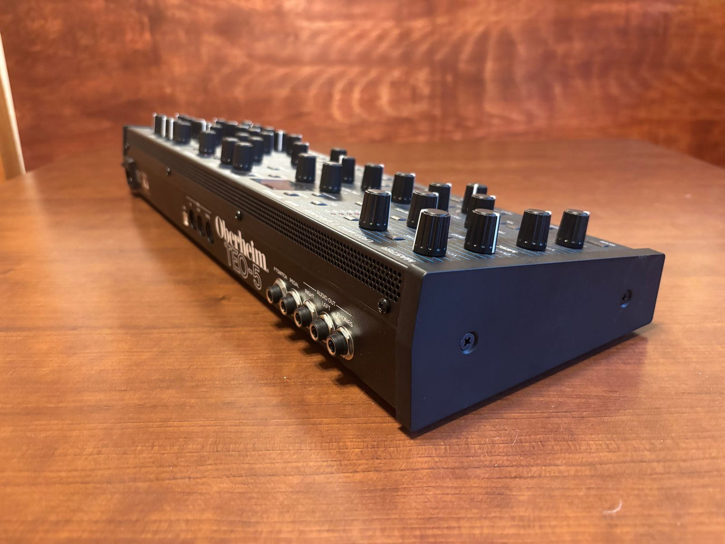 Oberheim TEO-5 Desktop 5-Voice Synthesizer 2025 - Present - Black Excellent condition!