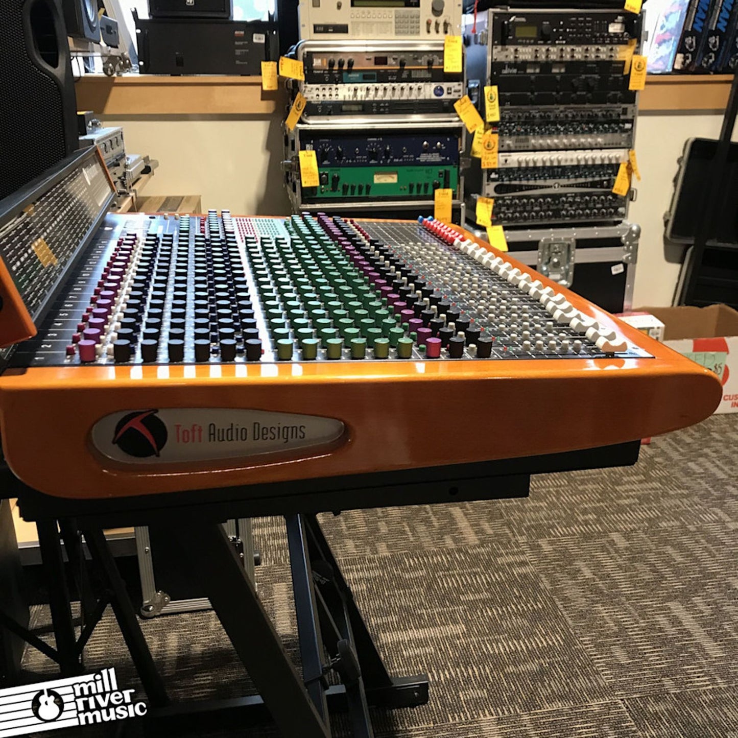 TOFT Series ATB 16 Channel Analog Console * Very Good Condition*