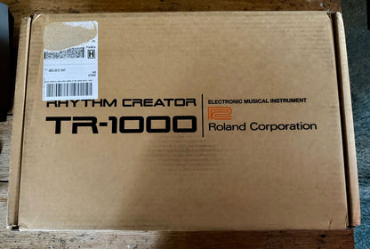 Roland TR-1000 Rhythm Creator 2025 w/Roland CB-B37 Case