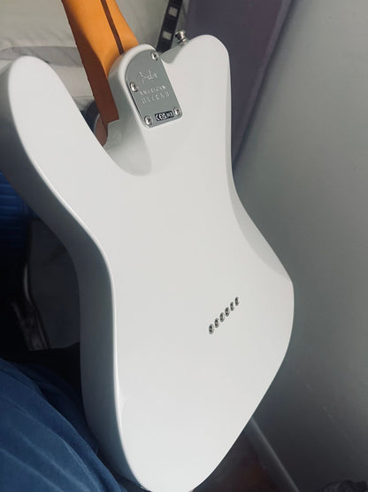 Fender American Ultra II Telecaster with Maple Fretboard 2024 - Present - Avalanche