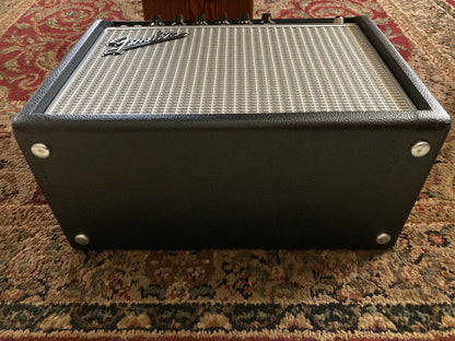 Fender '68 Custom Pro Vibro Champ Reverb 5-Watt 1x10" Guitar Combo 2021 - Present Black