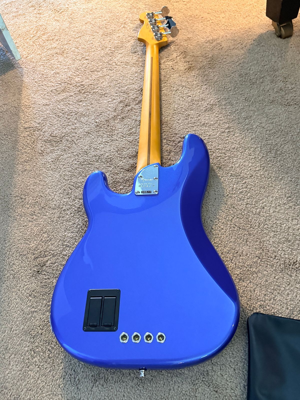 Fender American Ultra II Precision Bass with Ebony Fretboard 2024 - Present - Noble Blue
