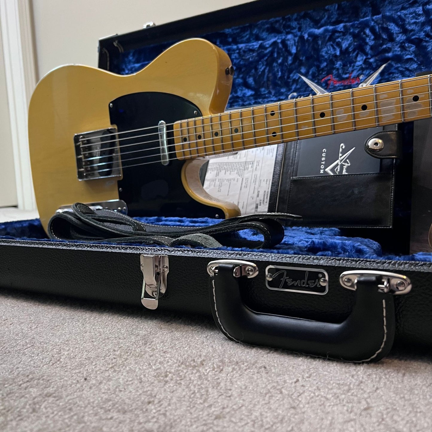 Fender Custom Shop '52 Reissue Telecaster Journeyman - Aged Nocaster Blonde Finish