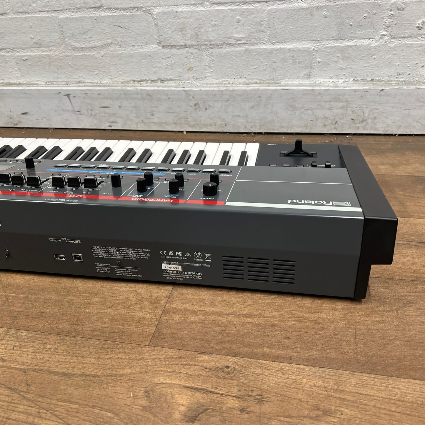 Roland JUNO X Synth; Serial No: Z5N1598 | Second Hand