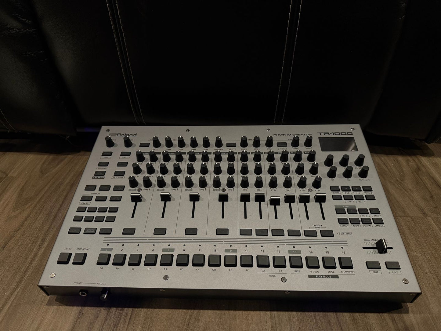 Roland TR-1000 Rhythm Creator 2025 - Present - Silver