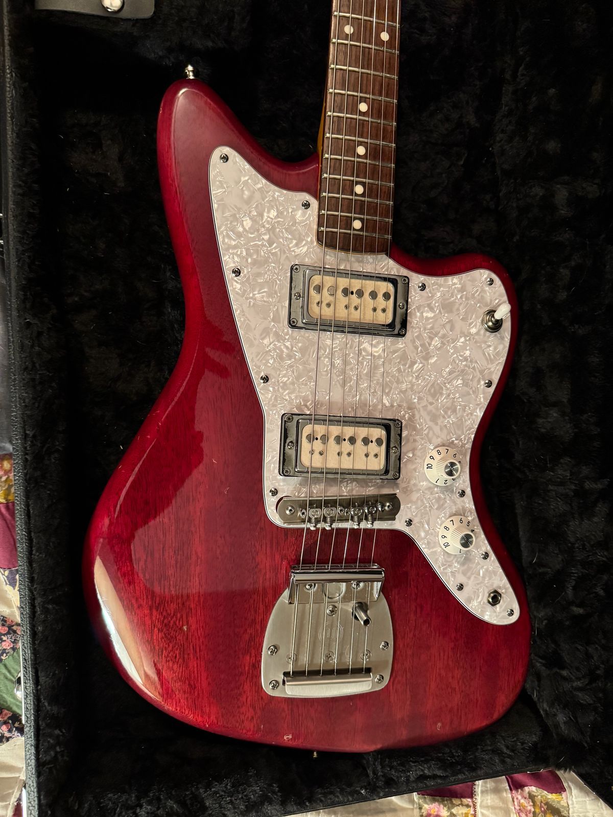 Fender Modern Player Jazzmaster HH 2014 - Crimson Red Transparent