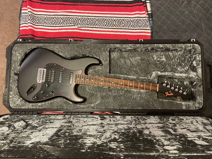 Fender Special Edition Noir Stratocaster HSS with Matching Headstock, Rosewood Fretboard 2017 - Satin Black