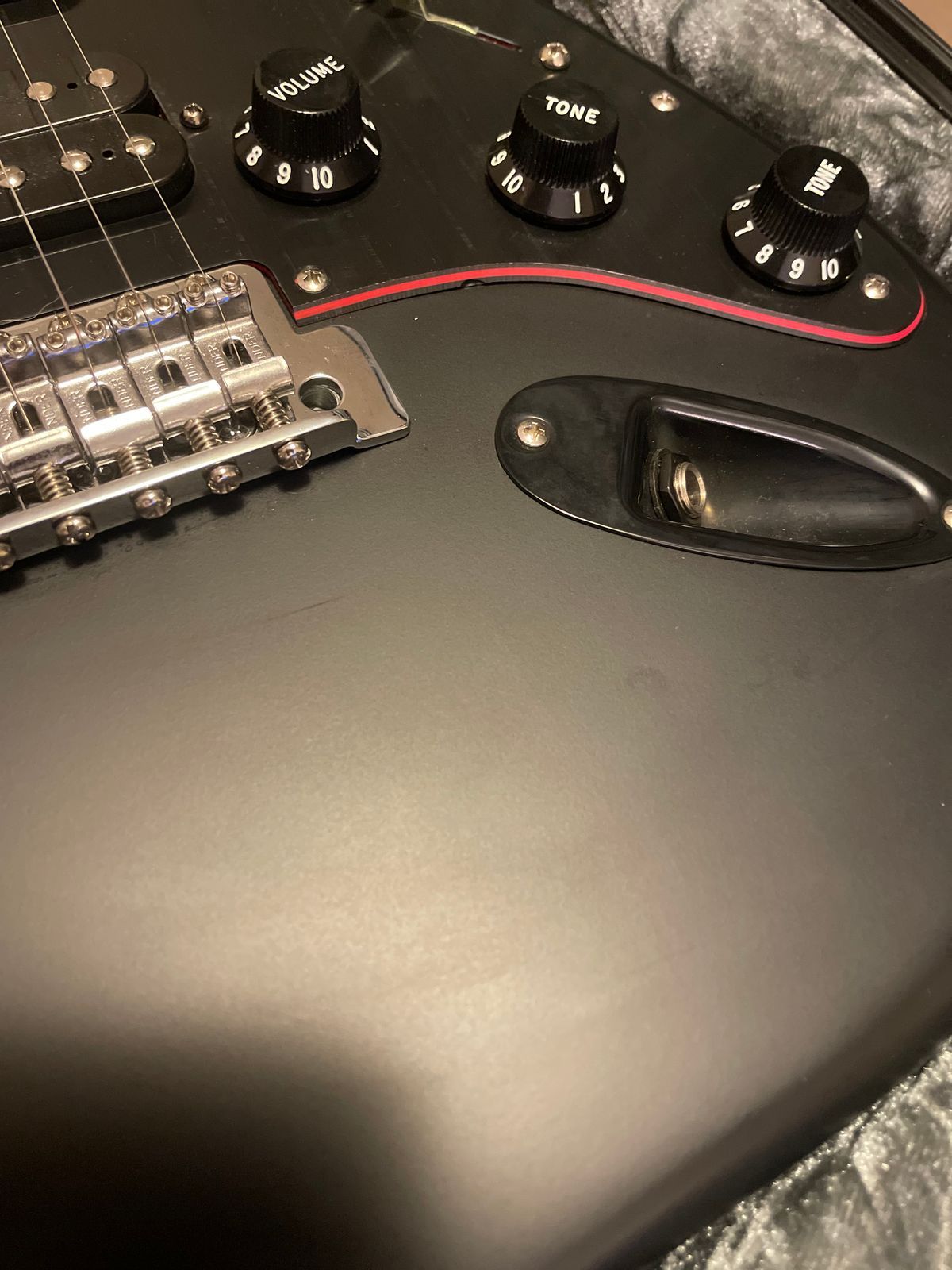 Fender Special Edition Noir Stratocaster HSS with Matching Headstock, Rosewood Fretboard 2017 - Satin Black