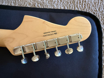 Fender Jazzmaster 2025 - White- Like new