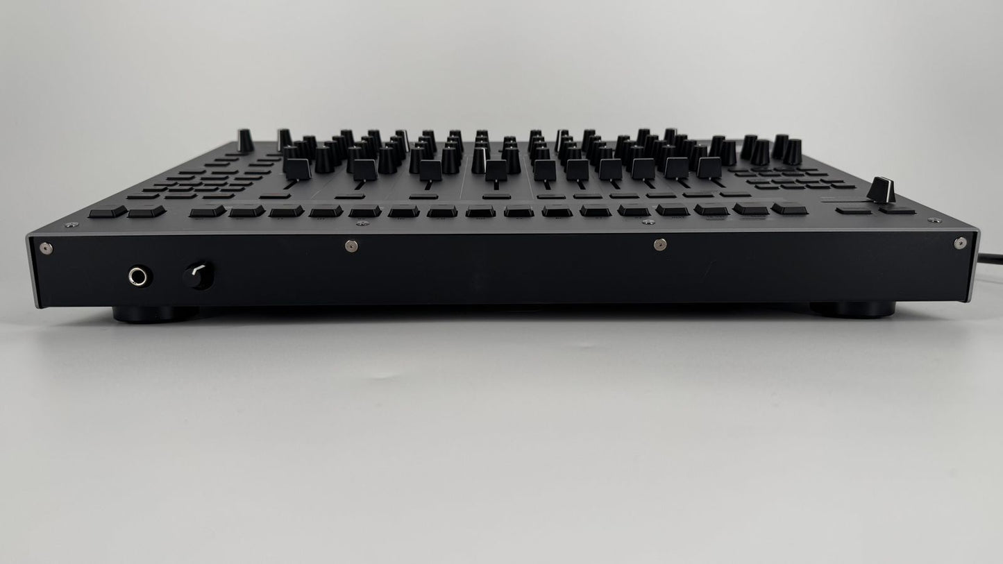 Roland TR-1000 Rhythm Creator