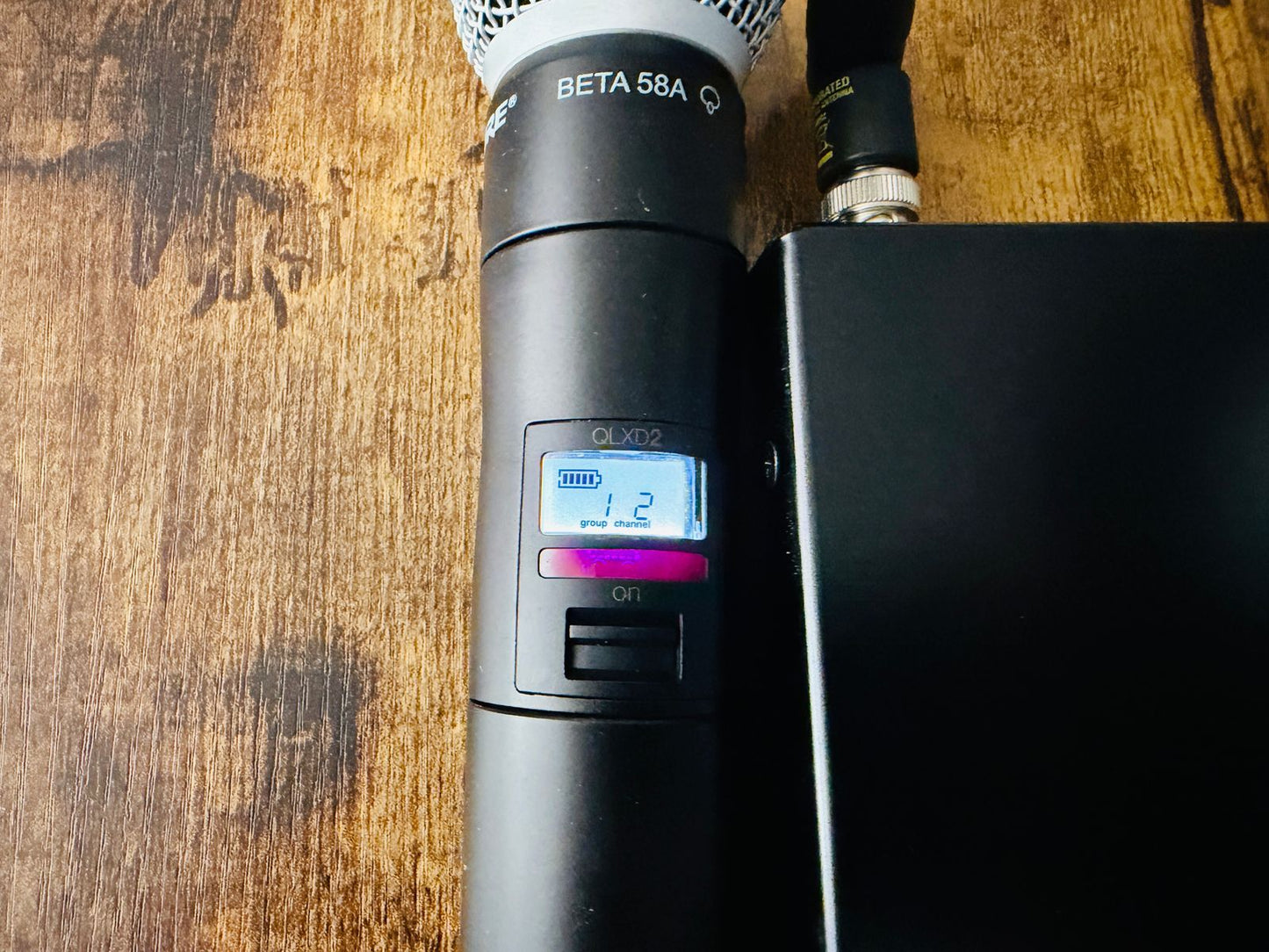 Shure QLXD24 / B58A-G50 2010s - Black