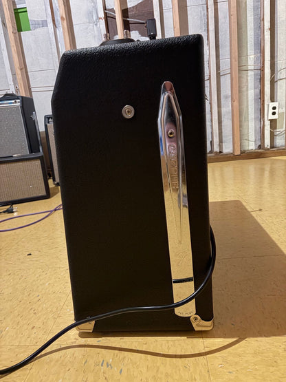 Fender Vibroverb Guitar Amplifier 1964 Black Panel