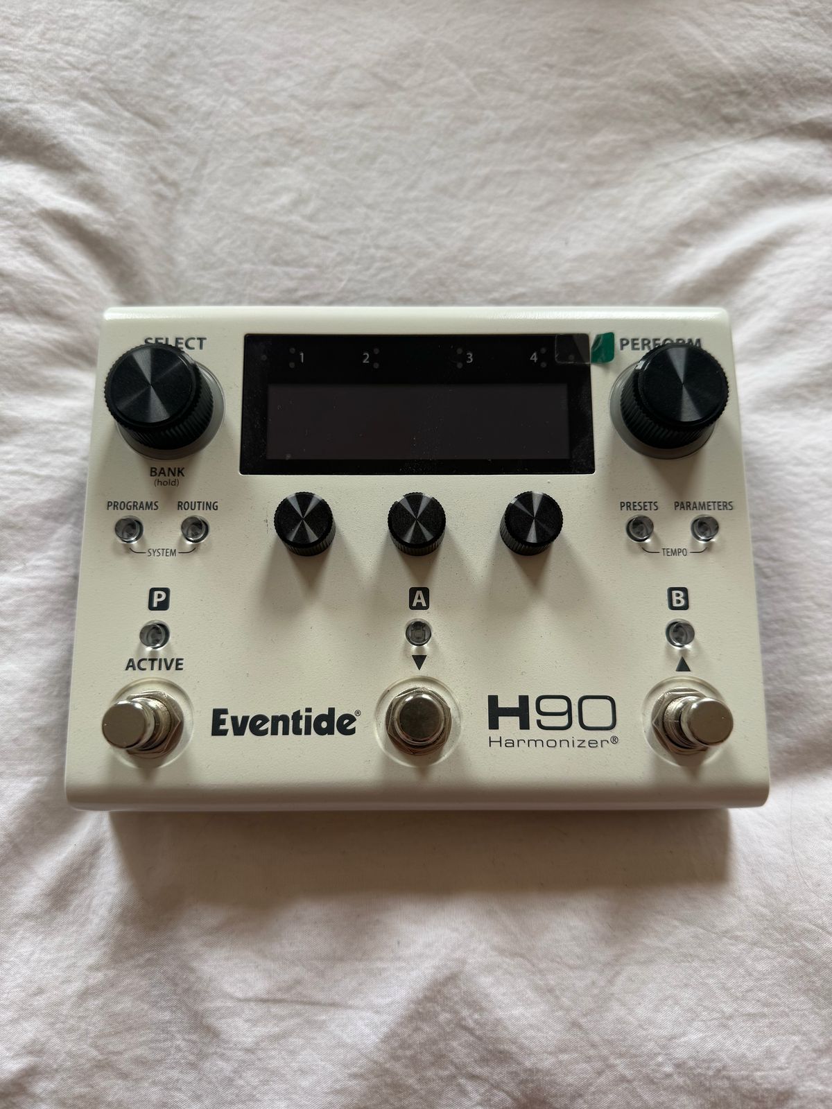 Eventide H90 Harmonizer 2025 White - GREAT CONDITION! Still has screen cover!
