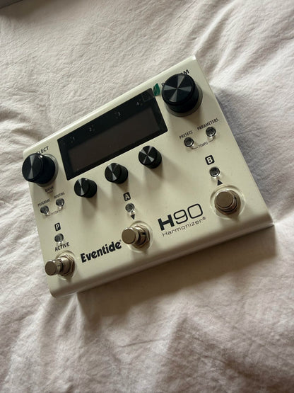 Eventide H90 Harmonizer 2025 White - GREAT CONDITION! Still has screen cover!
