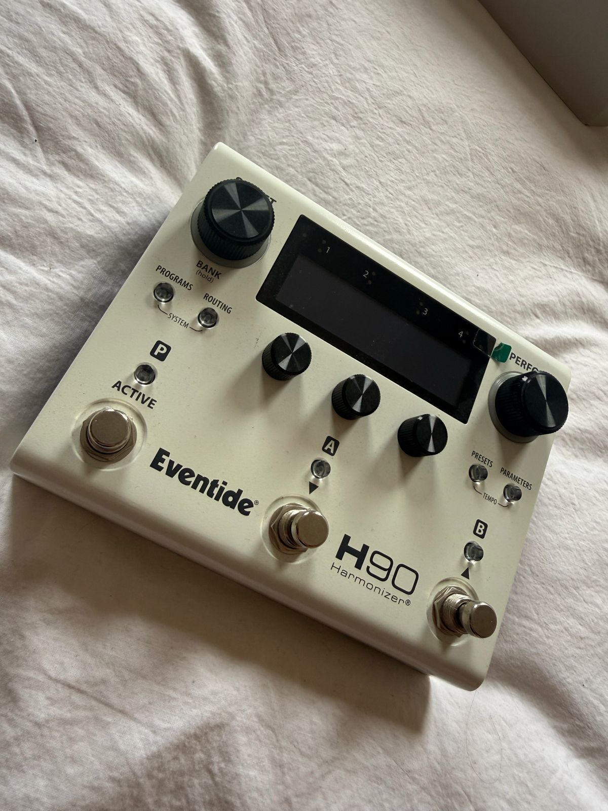 Eventide H90 Harmonizer 2025 White - GREAT CONDITION! Still has screen cover!