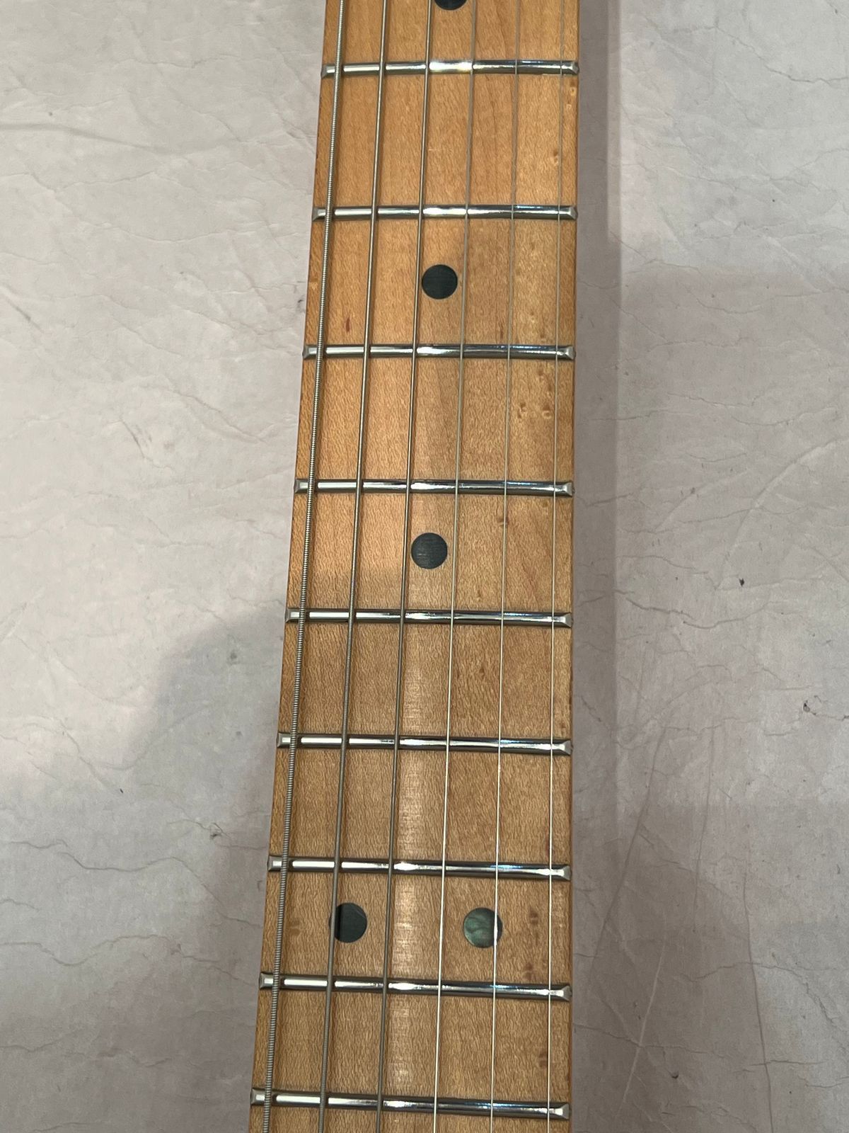 Fender Deluxe Telecaster Thinline with Maple Fretboard Electric Guitar 2016 Candy Apple Red