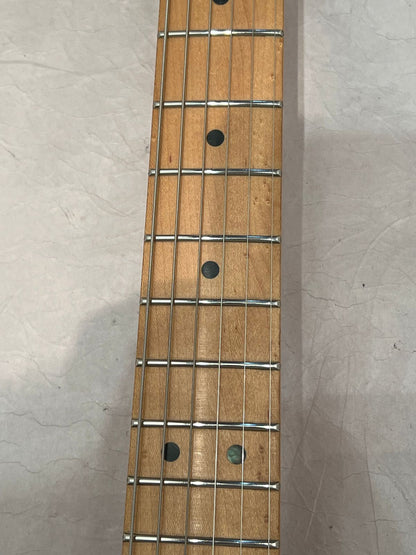 Fender Deluxe Telecaster Thinline with Maple Fretboard Electric Guitar 2016 Candy Apple Red