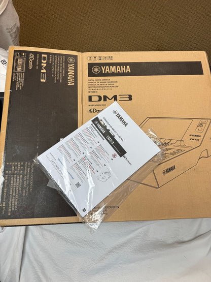 Yamaha DM3D DANTE - 22-Channel Digital Mixer