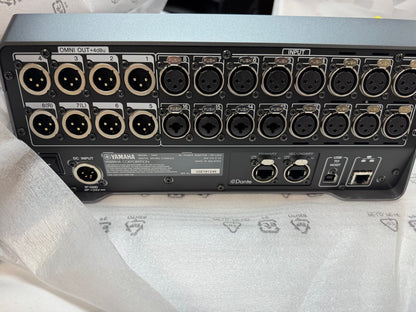 Yamaha DM3D DANTE - 22-Channel Digital Mixer
