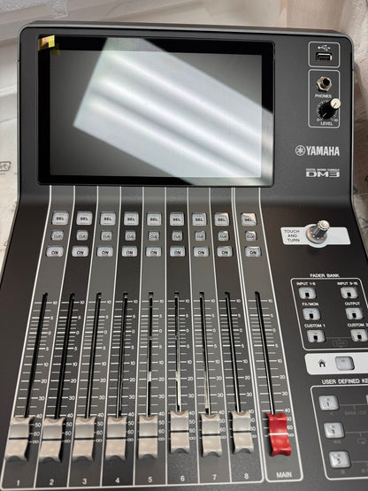 Yamaha DM3D DANTE - 22-Channel Digital Mixer