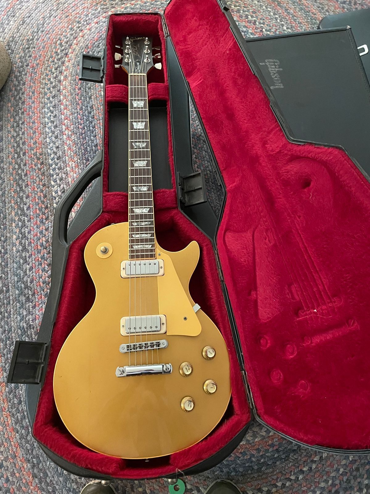 Gibson Les Paul Deluxe 1977 - Goldtop