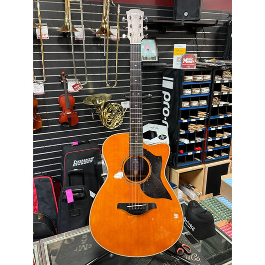 Yamaha AC5R Ac/ Elec. Guitar Natural w/ Case