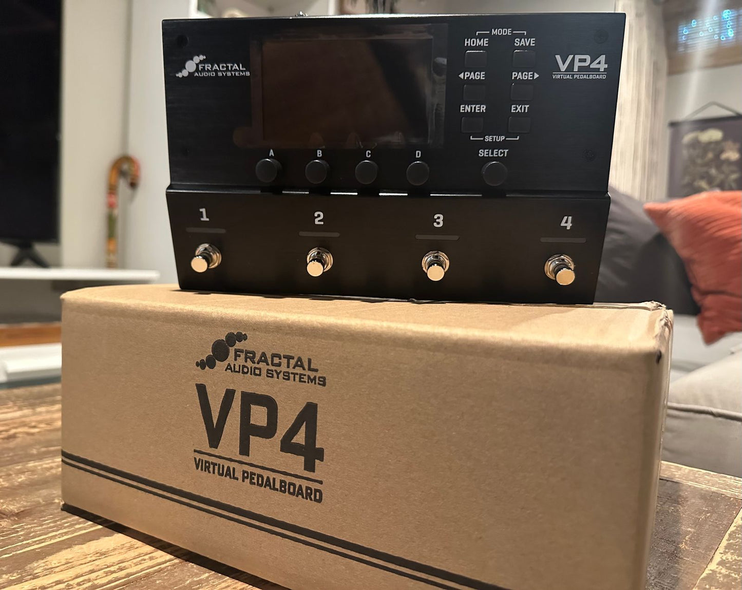 Fractal Audio VP4 Virtual Pedalboard 2024 - Present - Black