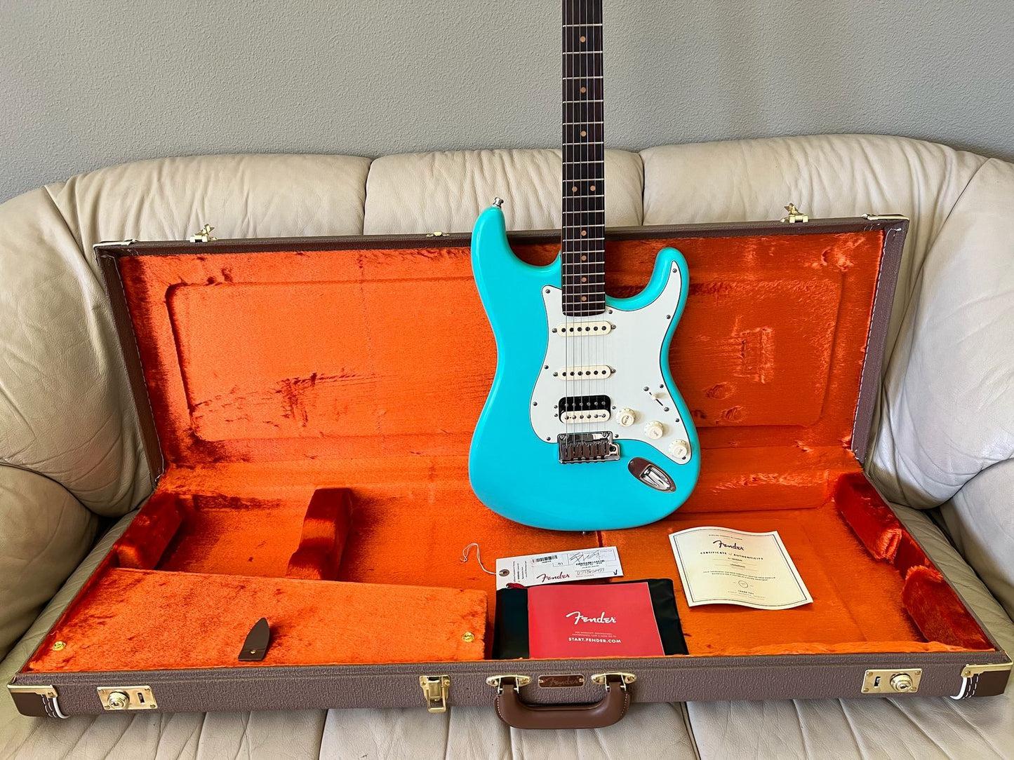 Fender American Ultra Luxe Vintage '60s Stratocaster HSS 2025 - Sea Foam Green (7.8 pounds)