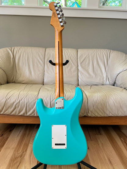 Fender American Ultra Luxe Vintage '60s Stratocaster HSS 2025 - Sea Foam Green (7.8 pounds)