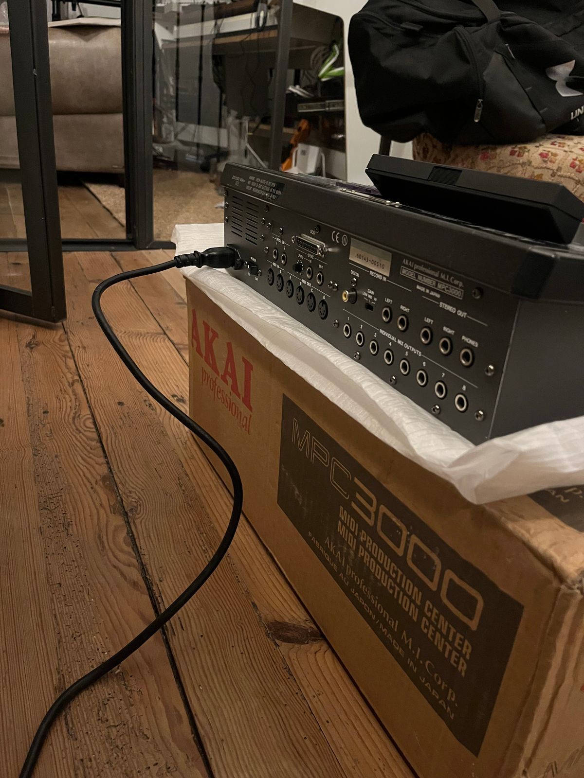 Akai MPC3000LE MIDI Production Center 1999 - 2001 - Black
