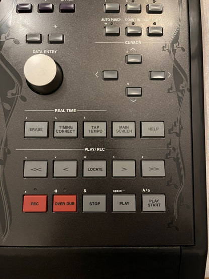 Akai MPC3000LE MIDI Production Center 1999 - 2001 - Black