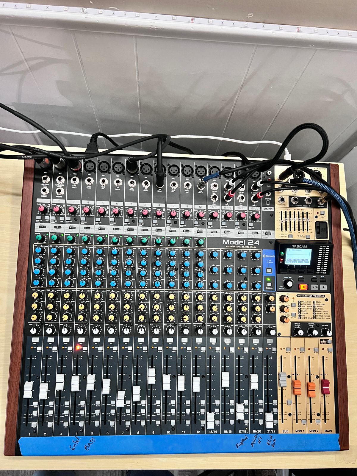 TASCAM 24