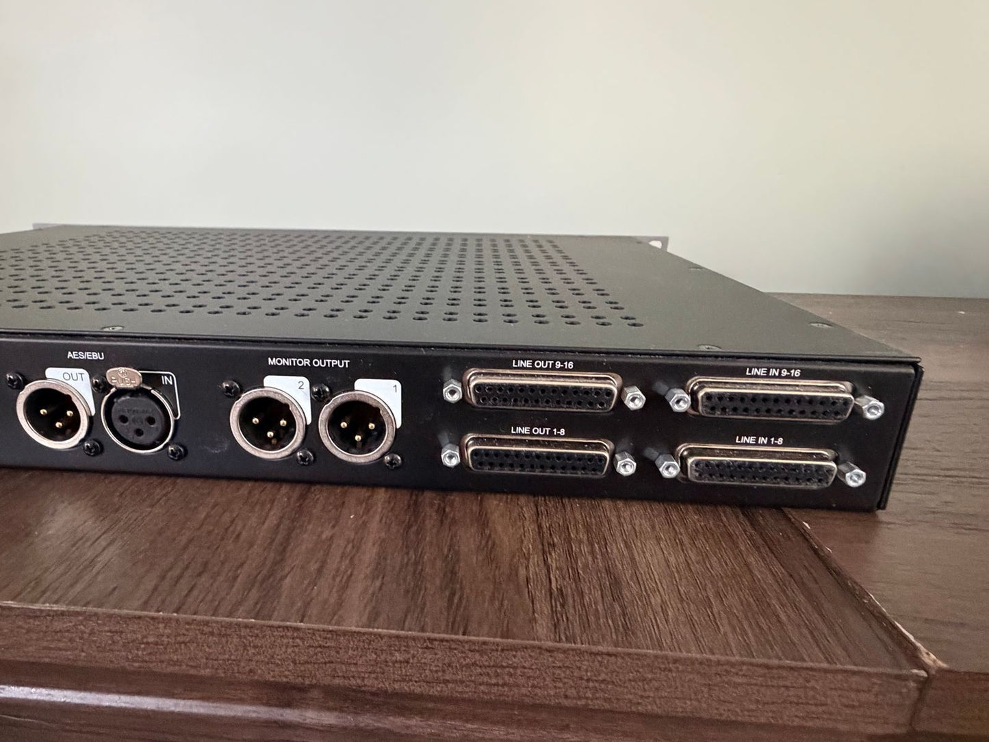Universal Audio Apollo x16 Thunderbolt 3 Audio Interface 2018 - Present - Black