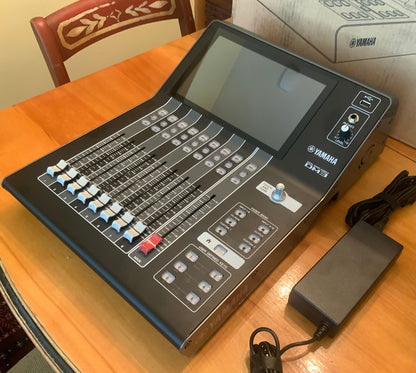 Yamaha DM3D 22-Channel Digital Mixer 2023 - Present - Black
