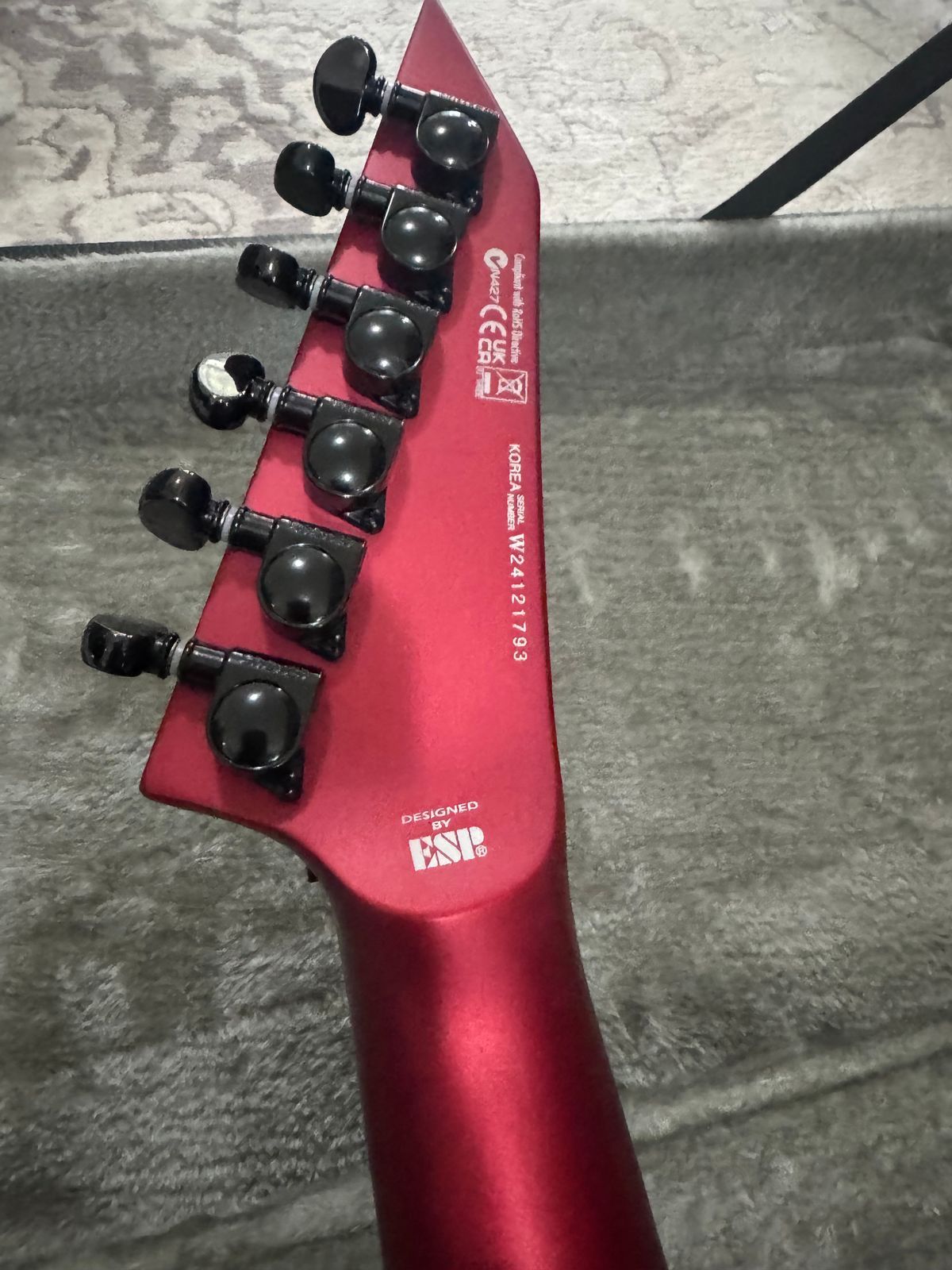 ESP LTD Arrow-1000 2021 - Present Candy Apple Red Satin