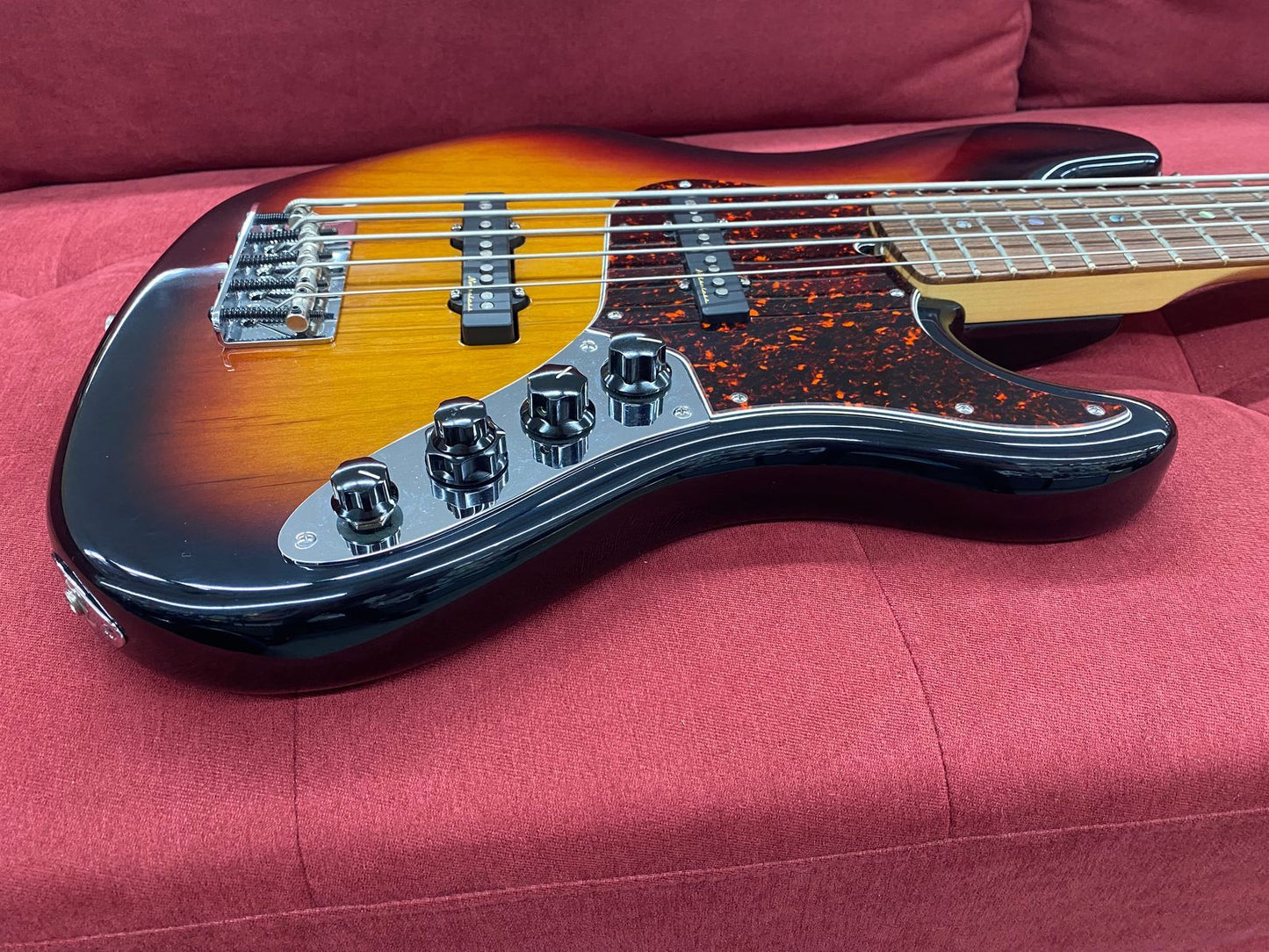 Fender American Deluxe Jazz Bass V 2003 - 3-Tone Sunburst