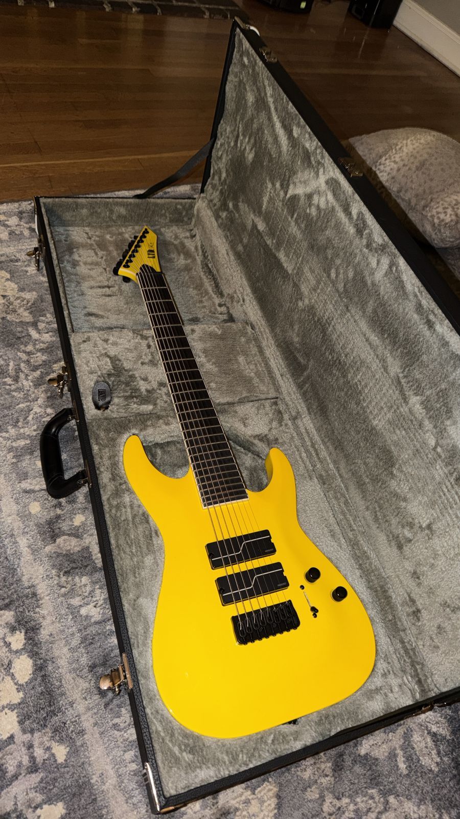 ESP LTD SC-608B Stephen Carpenter Signature 2025 - Present - Yellow