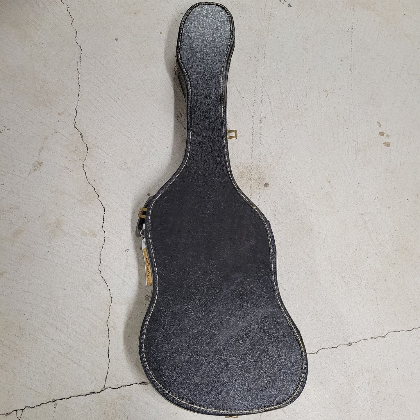 1975 Fender Musicmaster Bass - Daphne Blue