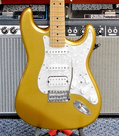 2006 Fender FSR American Special HSS Stratocaster Electric Guitar w/ Case! VERY NICE!!!
