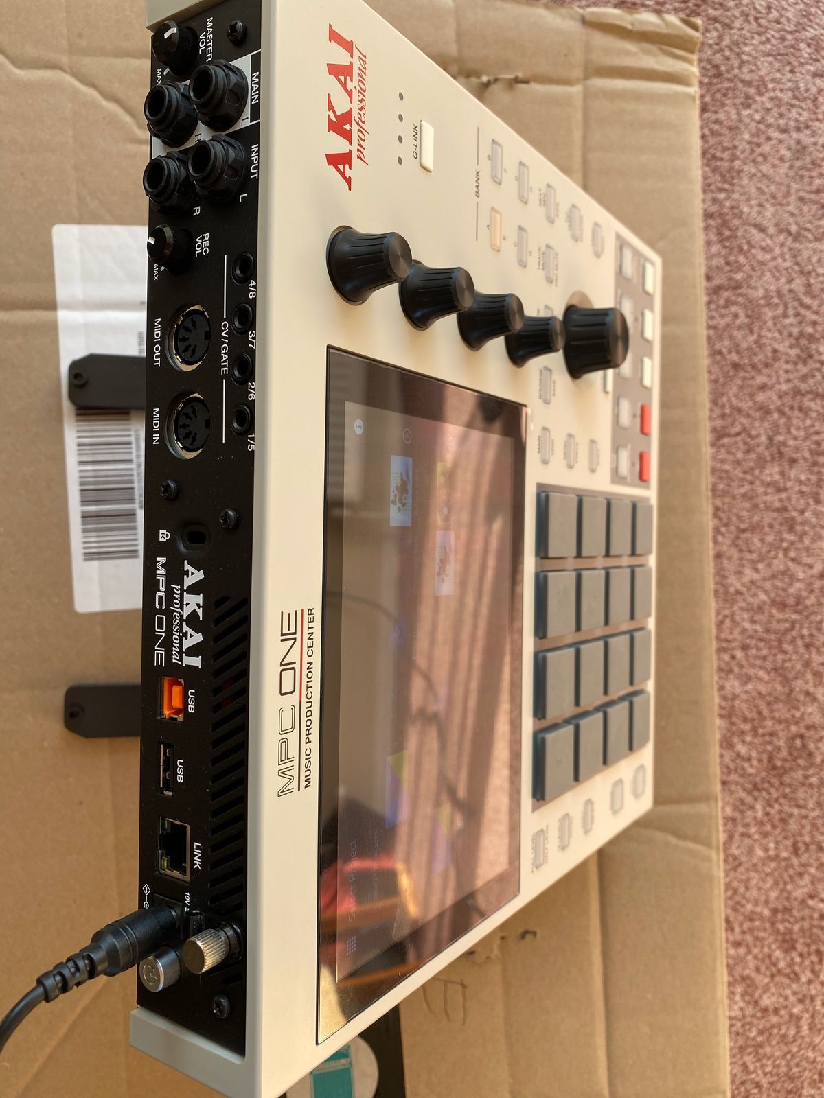 Akai MPC One Standalone MIDI Sequencer Retro Edition 2021 - Present - Grey