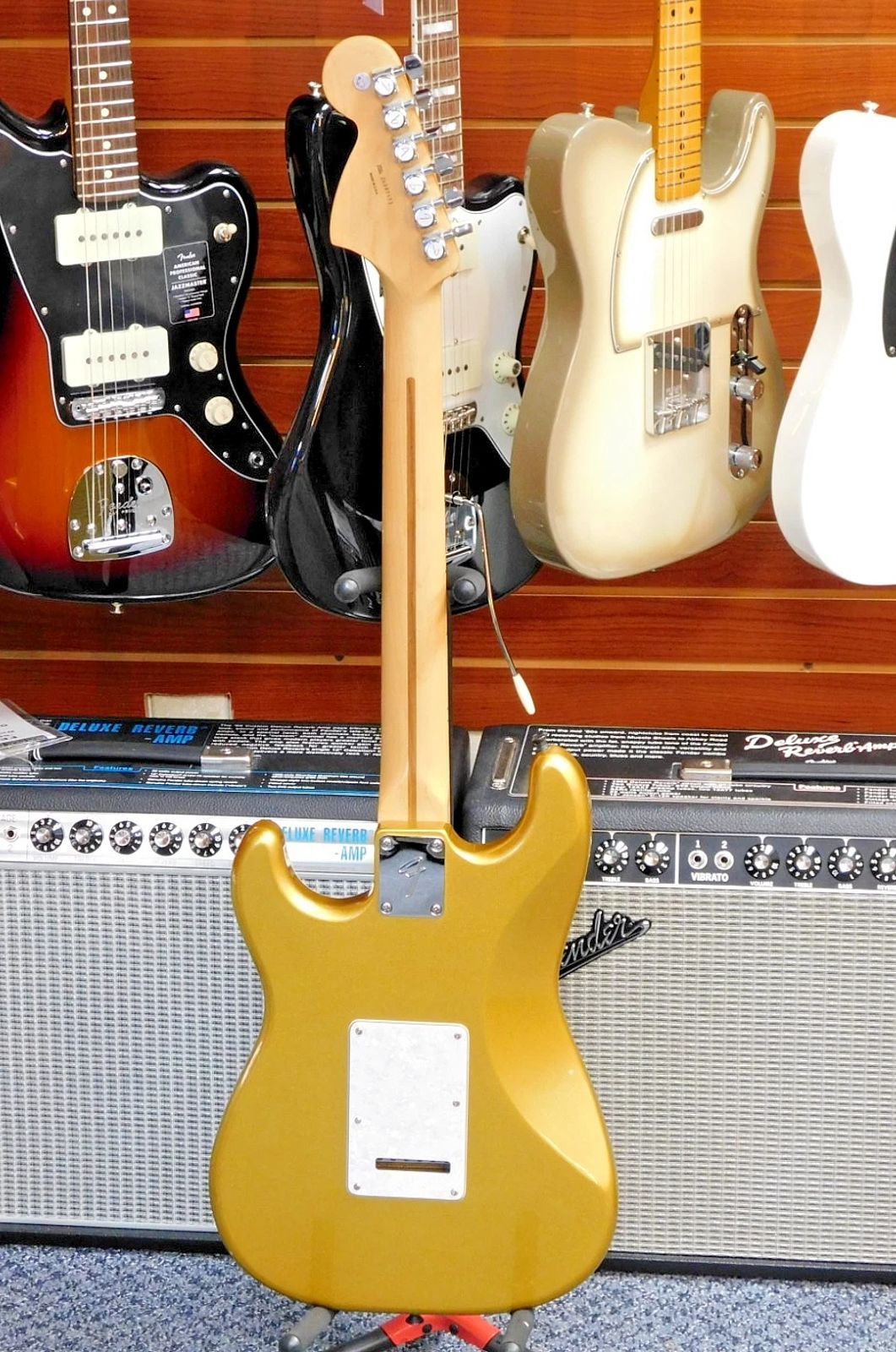 2006 Fender FSR American Special HSS Stratocaster Electric Guitar w/ Case! VERY NICE!!!